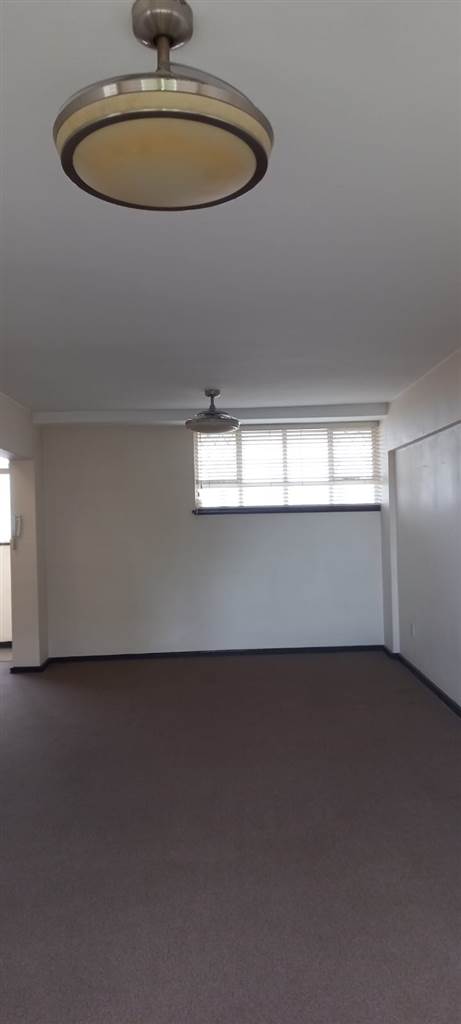 2.5 Bed Apartment in Musgrave photo number 6