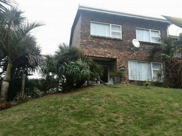 3 Bed Townhouse in Athlone Park