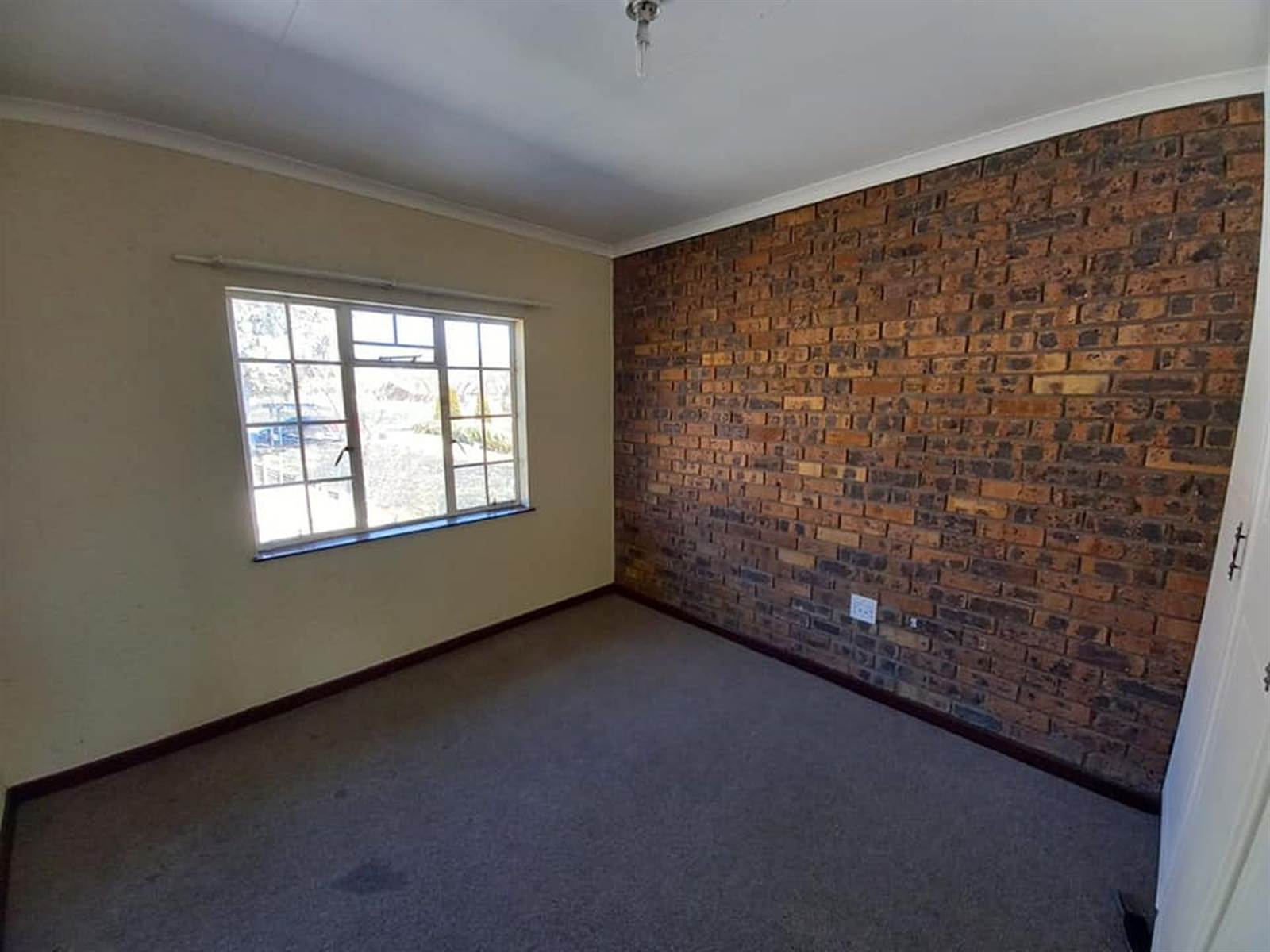 3 Bed Flat in Secunda photo number 6