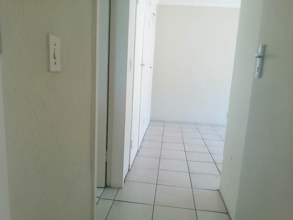 3 Bed Cluster in Kempton Park Central photo number 13