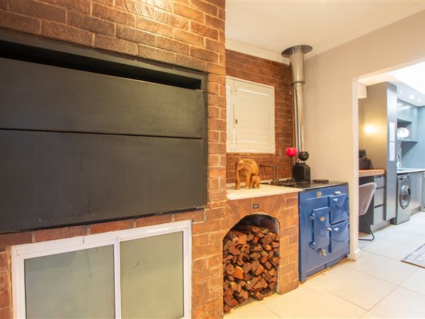 4 Bedroom Townhouse