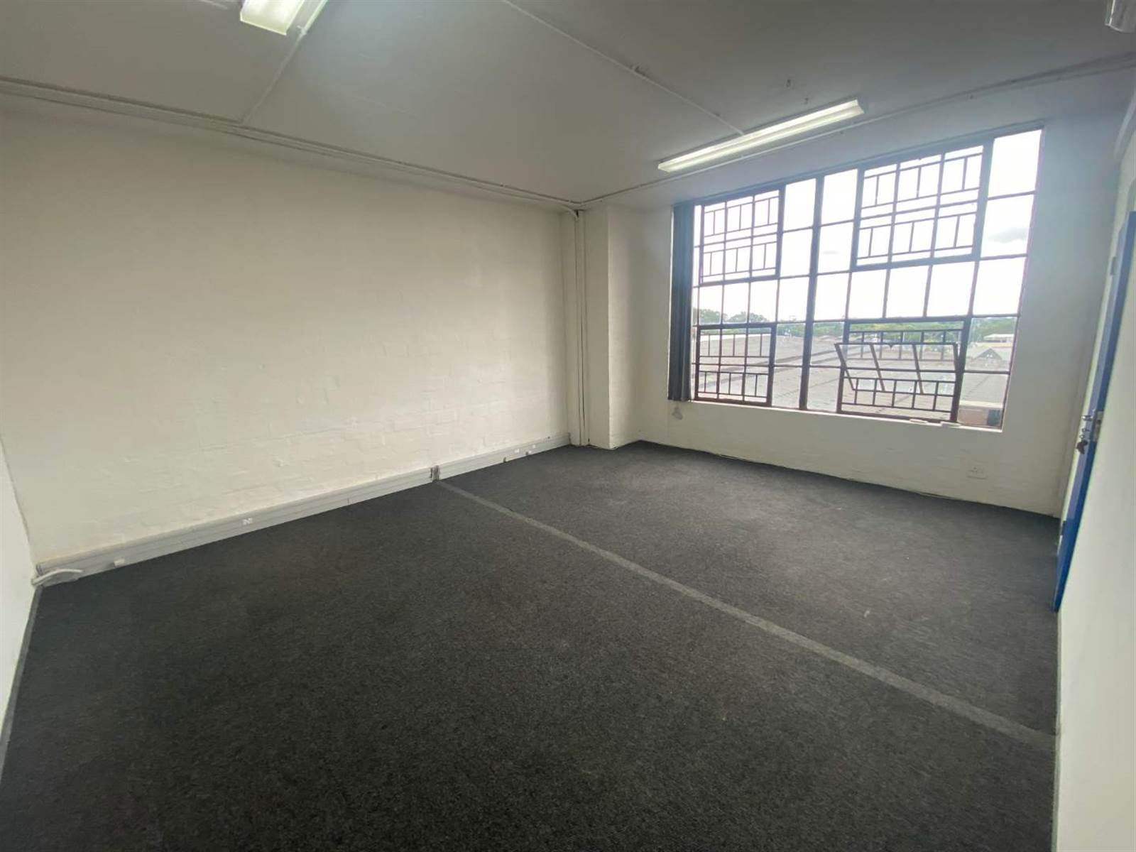 1887  m² Industrial space in Westmead photo number 10
