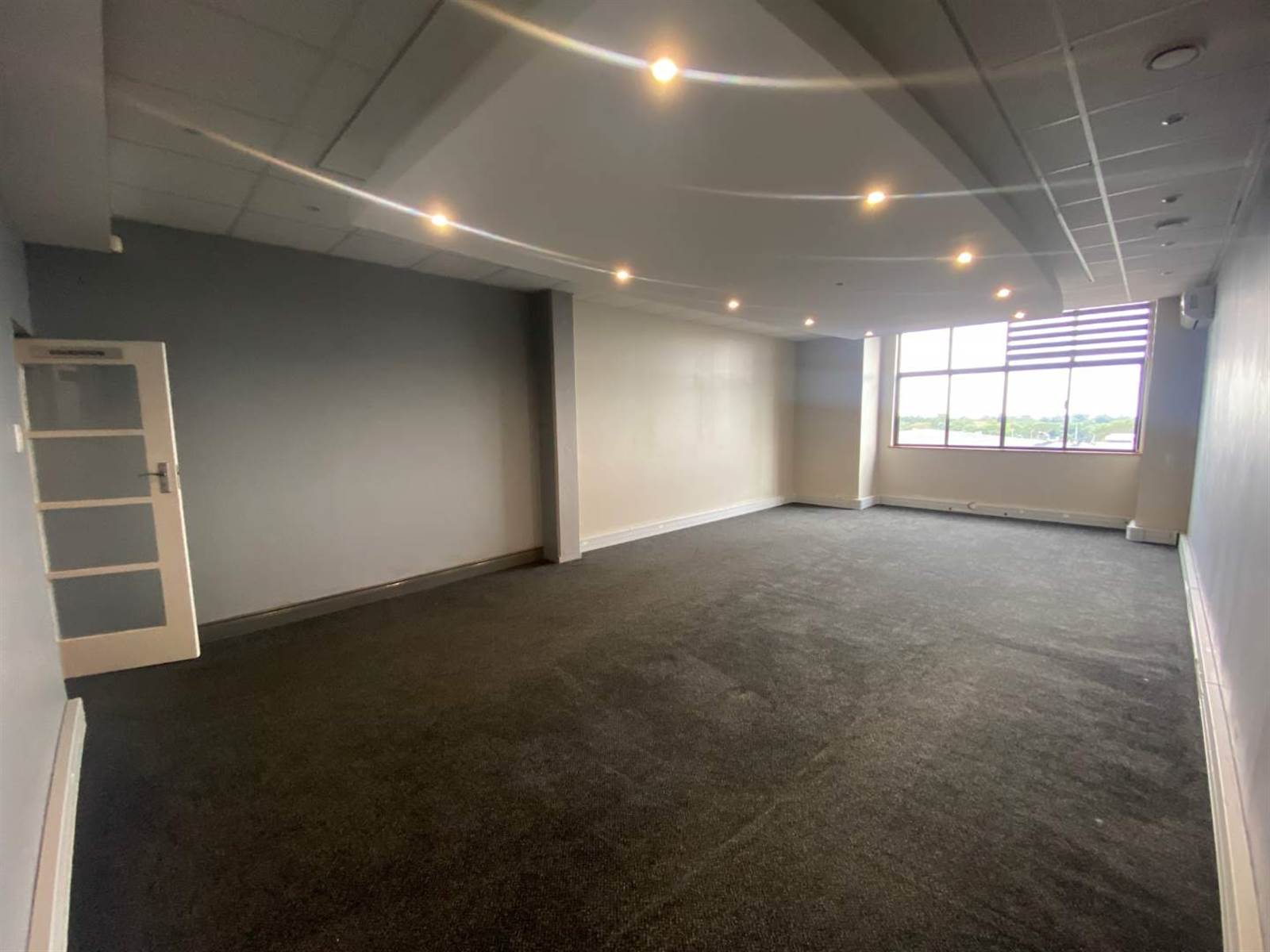 1887  m² Industrial space in Westmead photo number 15
