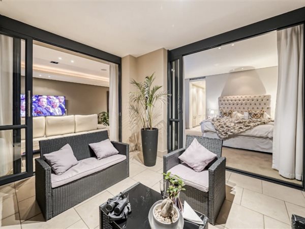 2 Bed Apartment