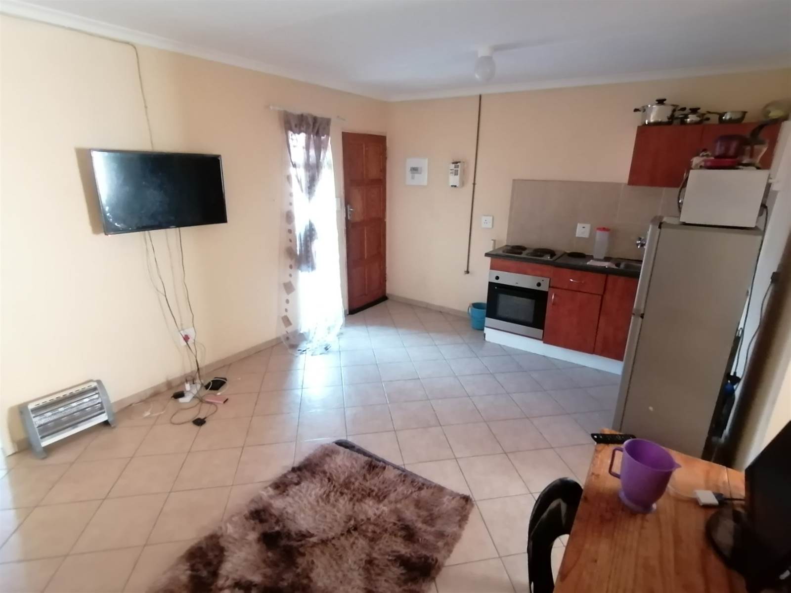 2 Bed Apartment in Olievenhoutbosch photo number 4