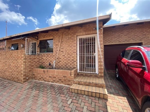 3 Bedroom Townhouse