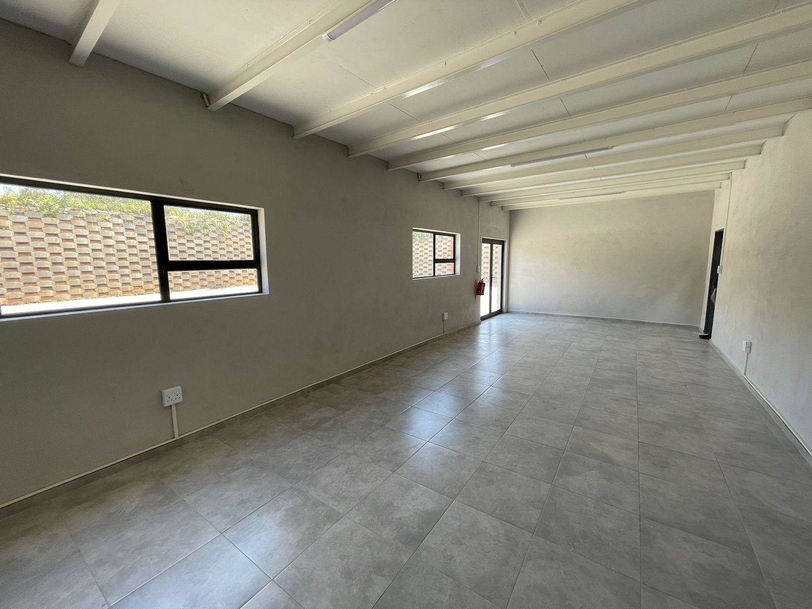 1214  m² Industrial space in Roodepoort Central photo number 15