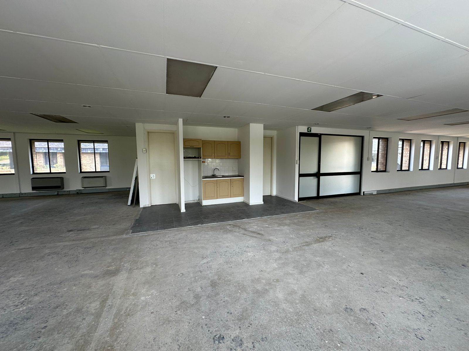 384  m² Commercial space in Vorna Valley photo number 13