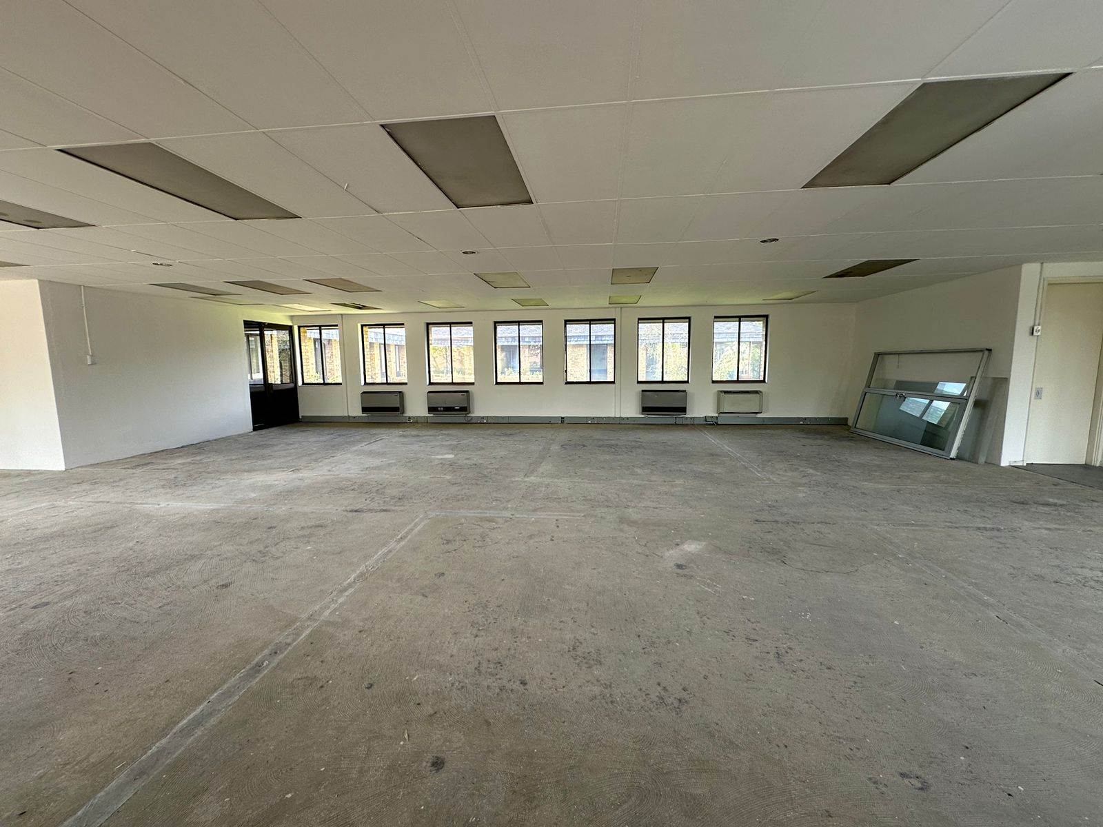 384  m² Commercial space in Vorna Valley photo number 15