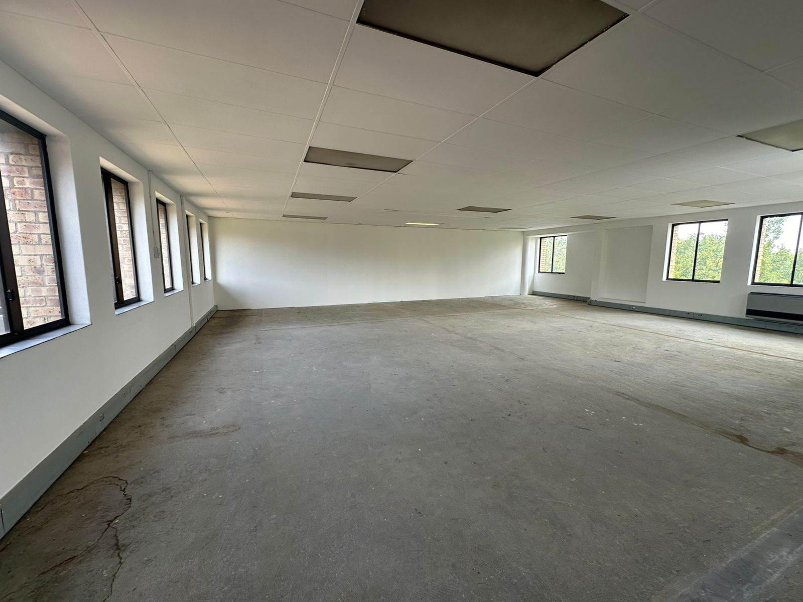 384  m² Commercial space in Vorna Valley photo number 12