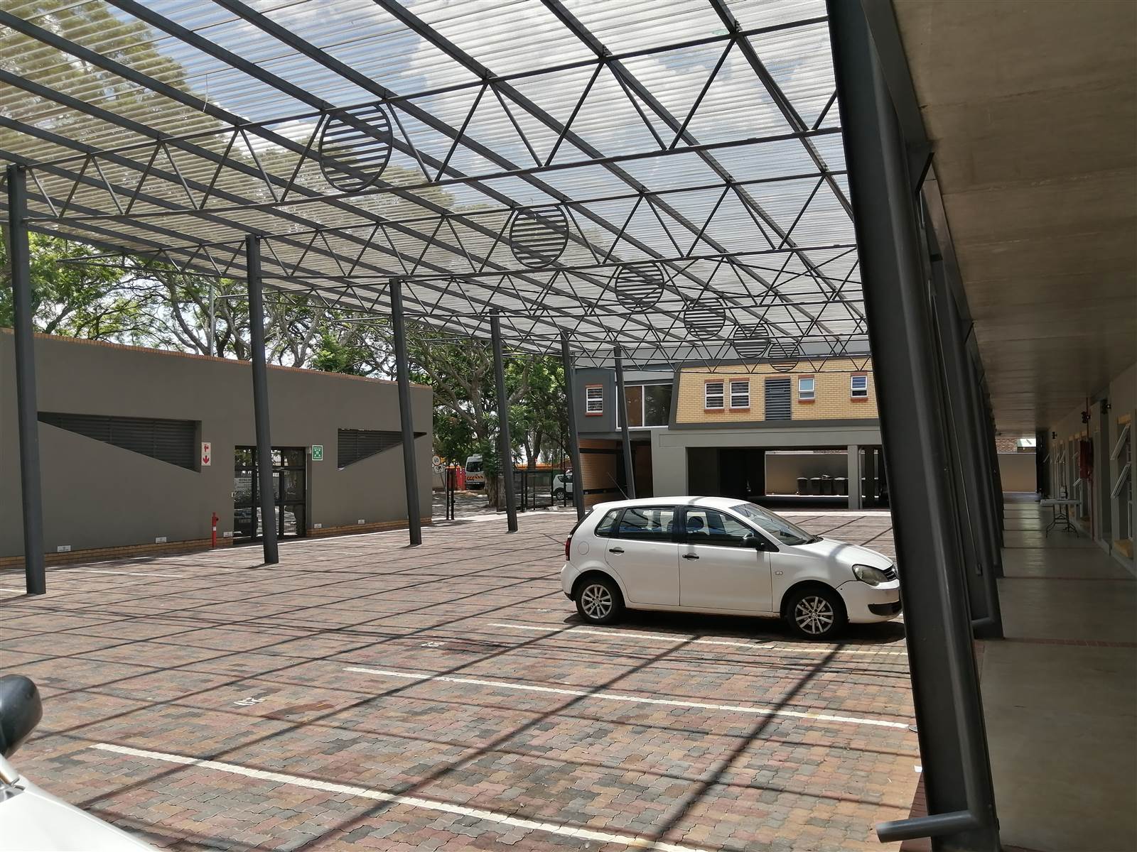 143  m² Commercial space in Polokwane Central photo number 5