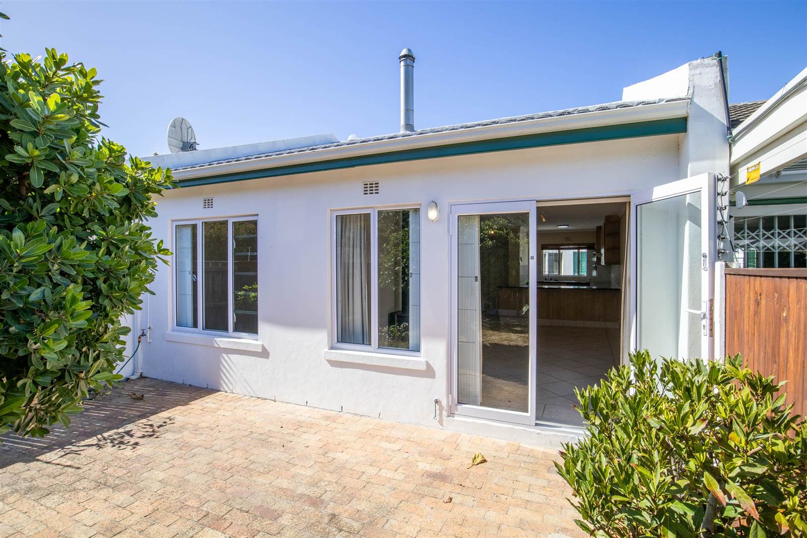 2 Bed House in Fish Hoek photo number 13