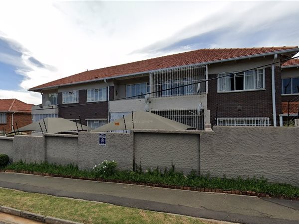 1 Bed Townhouse in Linden