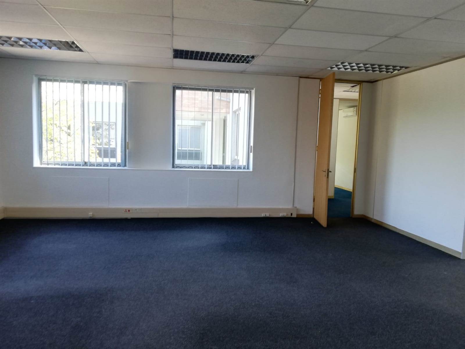 253  m² Commercial space in Woodmead photo number 13