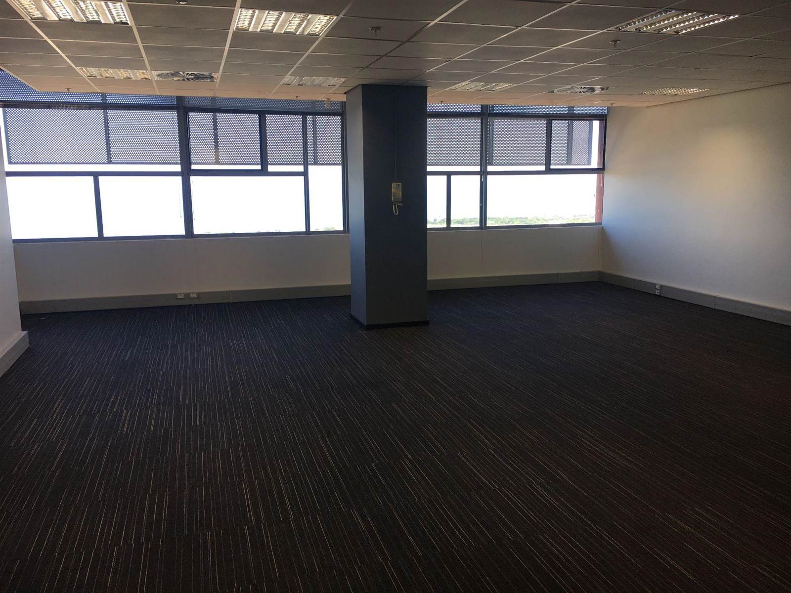 188  m² Commercial space in Umhlanga Ridge photo number 4