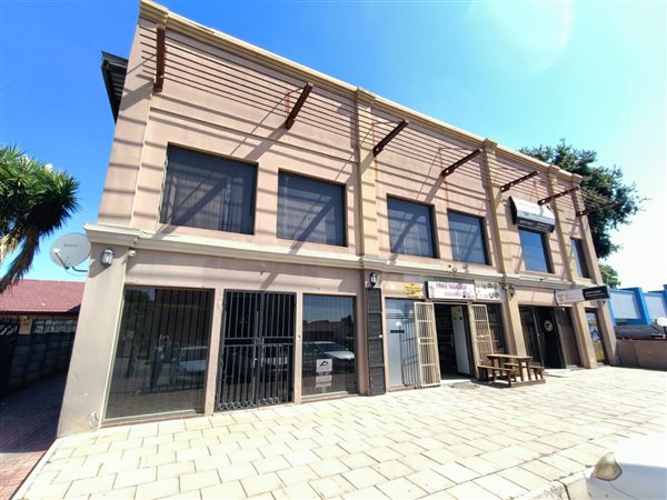 382  m² Commercial space in Bo Dorp