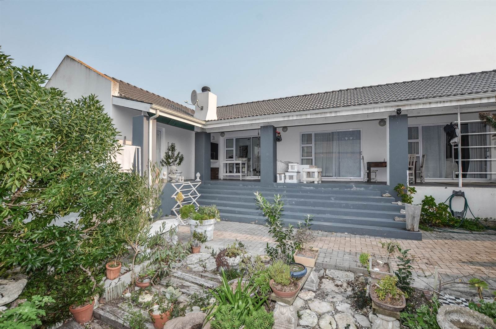 4 Bed House in Yzerfontein photo number 1