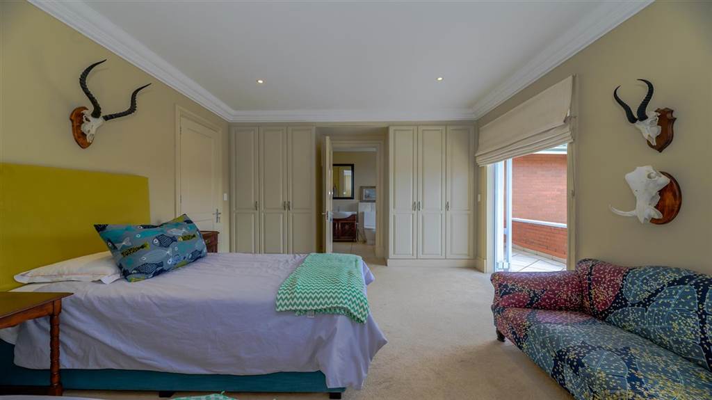 5 Bed House in Mt Edgecombe photo number 24