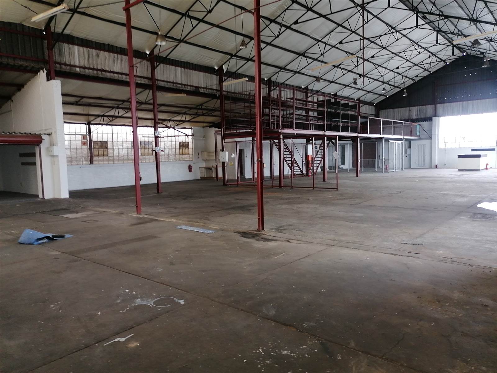 989  m² Industrial space in Eastleigh photo number 7