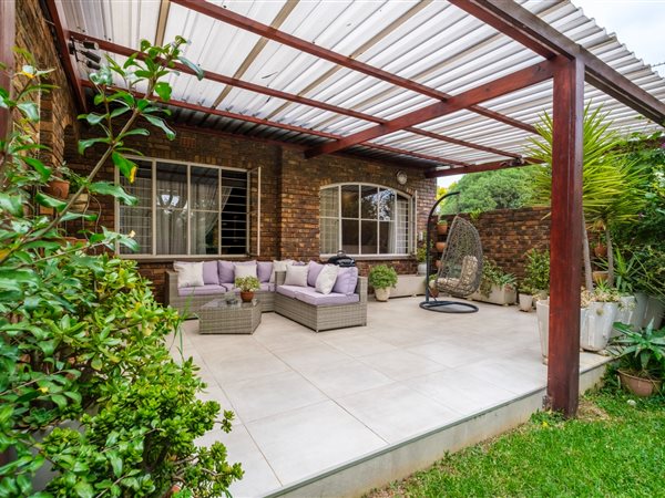 2 Bedroom Townhouse