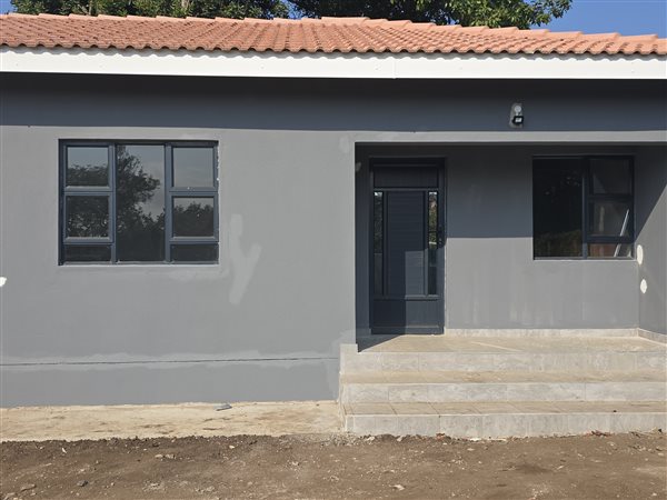 2 Bedroom Flat 2 Bedroom Flat