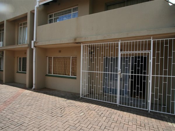 3 Bedroom Apartment 3 Bedroom Apartment