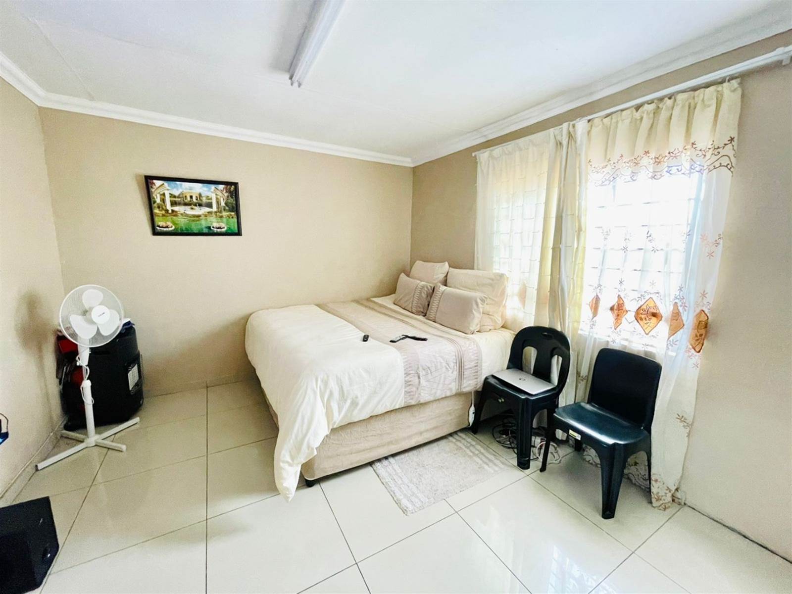 9 Bed House in Rosettenville photo number 18