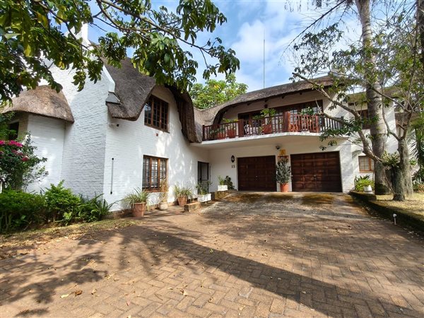 4 Bedroom House 4 Bedroom House