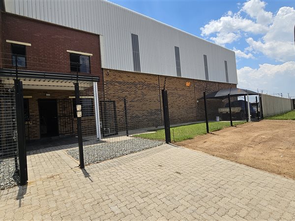 260  m² Industrial space