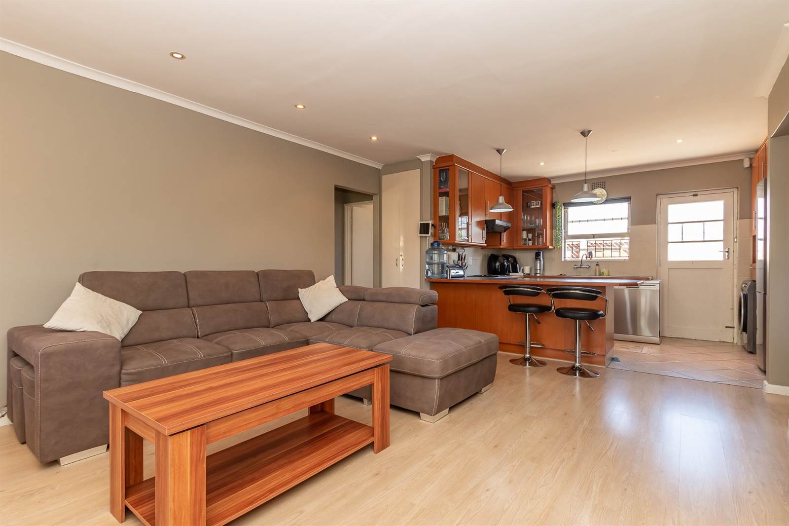 3 Bed Townhouse in Tokai photo number 7