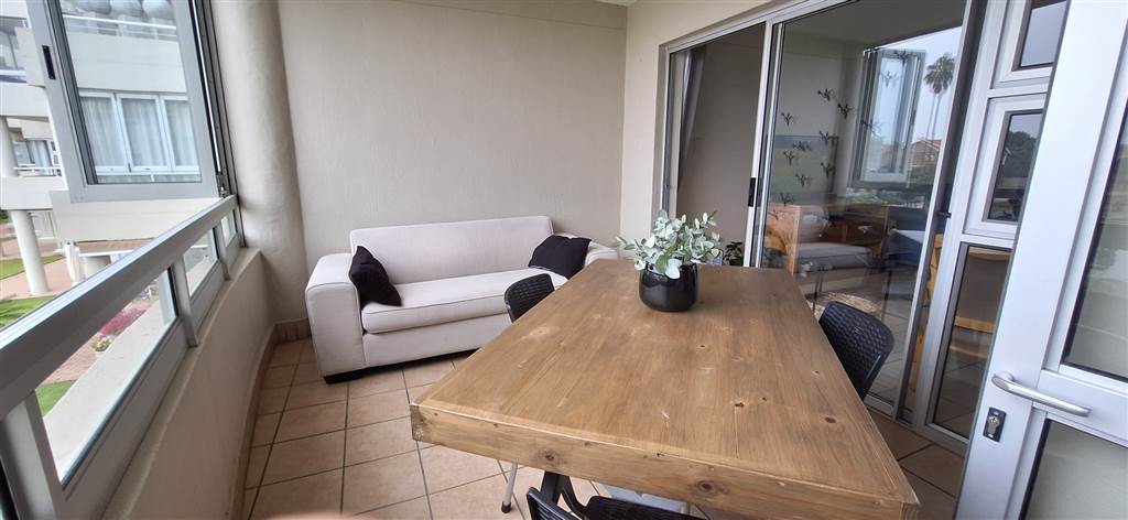 2 Bed Apartment in Port Owen photo number 13