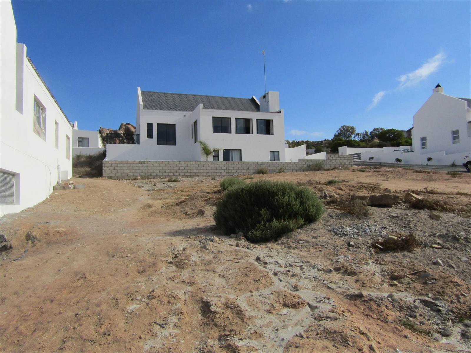 475 m² Land available in Da Gama Bay photo number 8