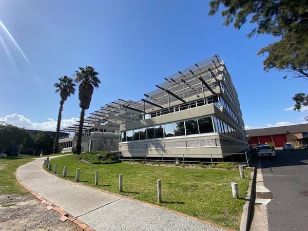 249  m² Commercial space in Pinelands