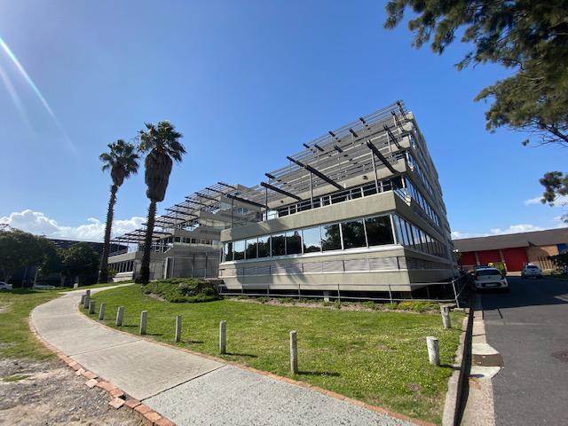 249  m² Commercial space in Pinelands photo number 1