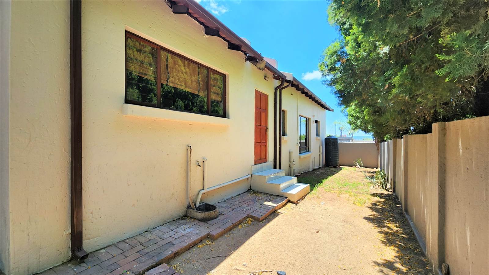 3 Bed House in Fourways photo number 26