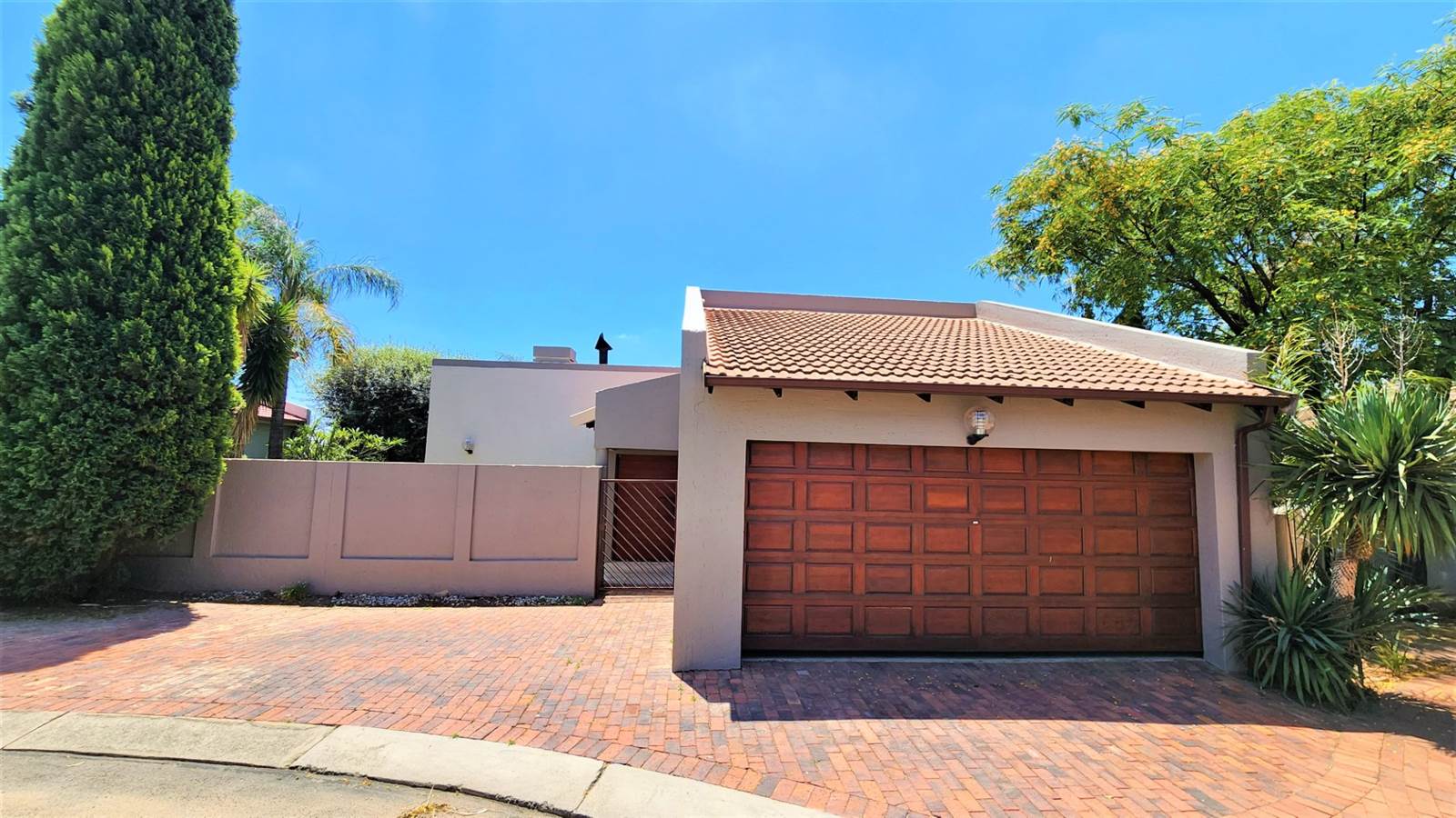 3 Bed House in Fourways photo number 27