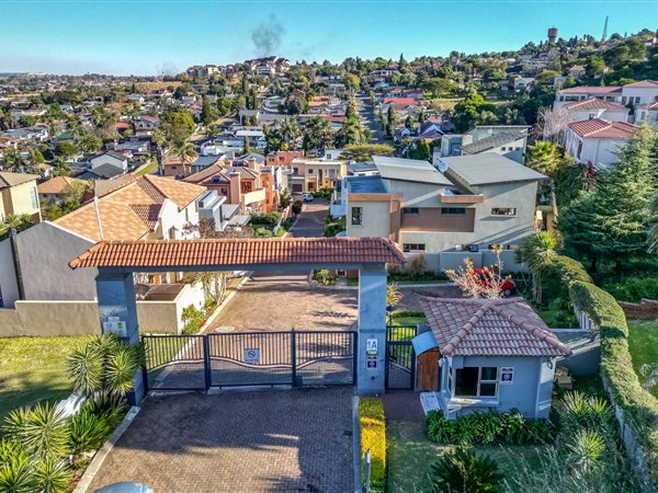 446 m² Land available in Northcliff