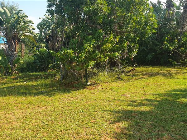 418 m² Land available in Port Edward