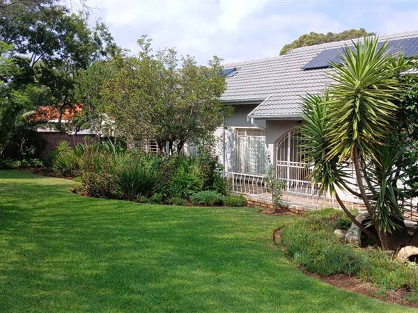 4 Bedroom House 4 Bedroom House