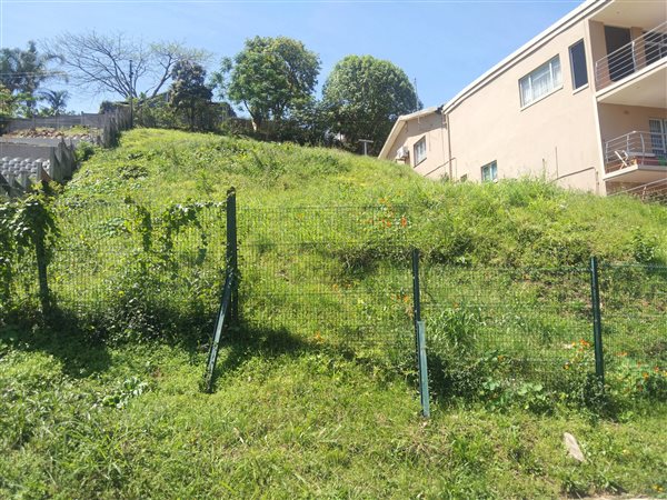 594 m² Land