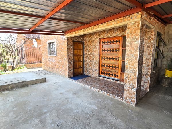 3 Bedroom House 3 Bedroom House