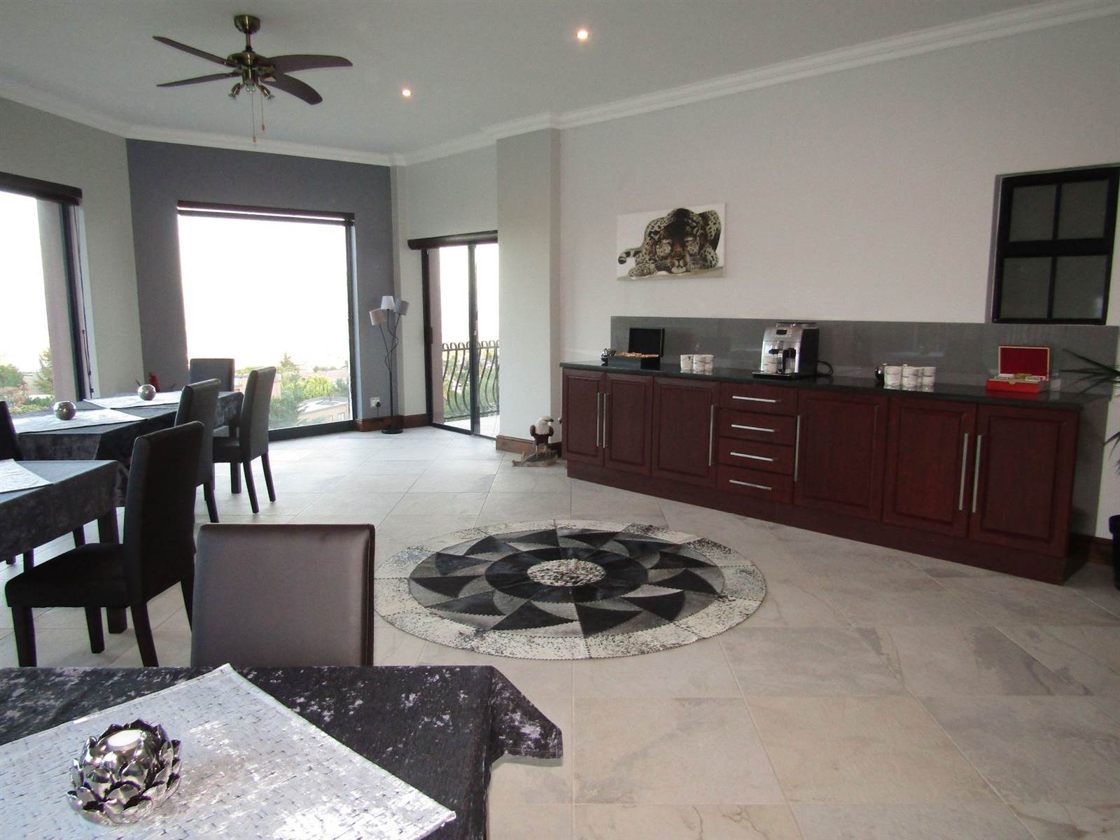 13 Bed House in Plattekloof photo number 17