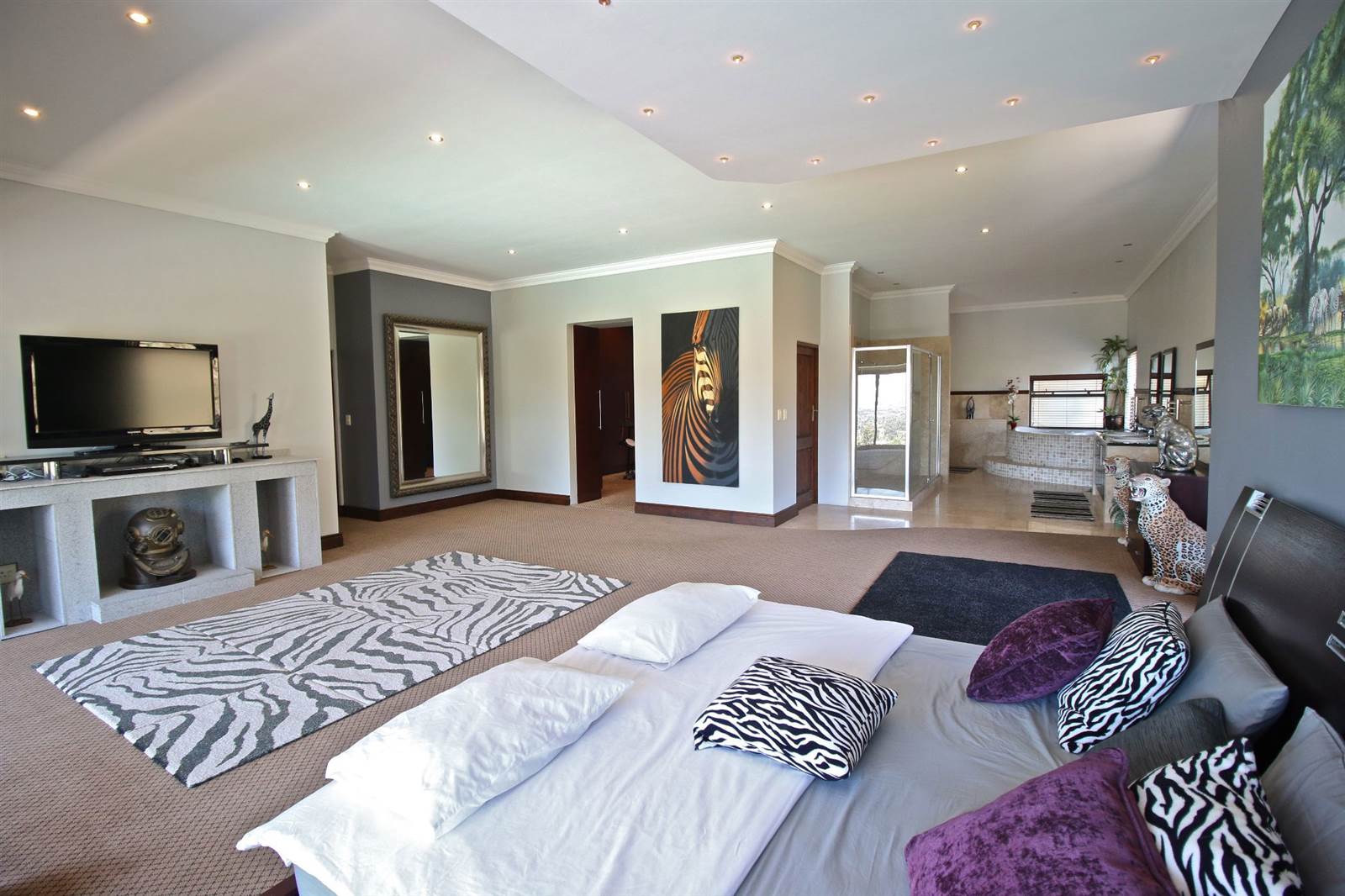 13 Bed House in Plattekloof photo number 25