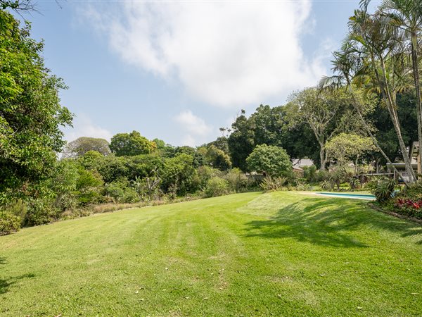 3794 m² Land available in Kloof