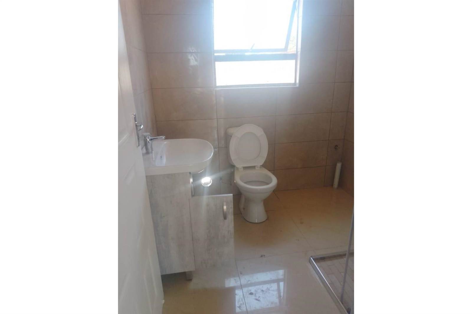 2 Bed House in Nseleni photo number 10