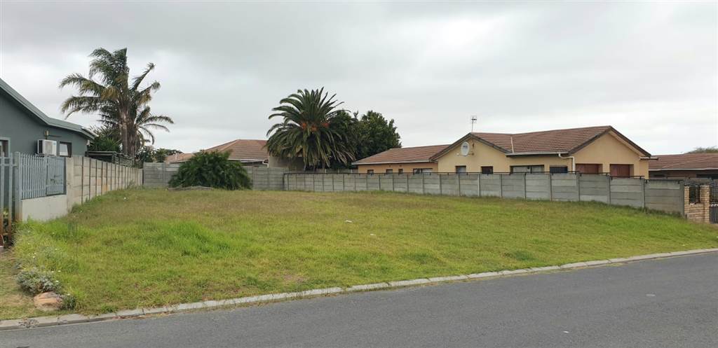 587 m² Land available in Brackenfell Central photo number 1