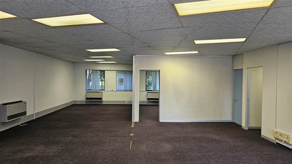 119  m² Office Space in Bruma photo number 7