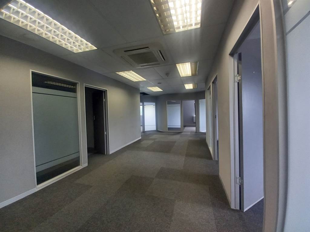 224  m² Office Space in Hatfield photo number 6