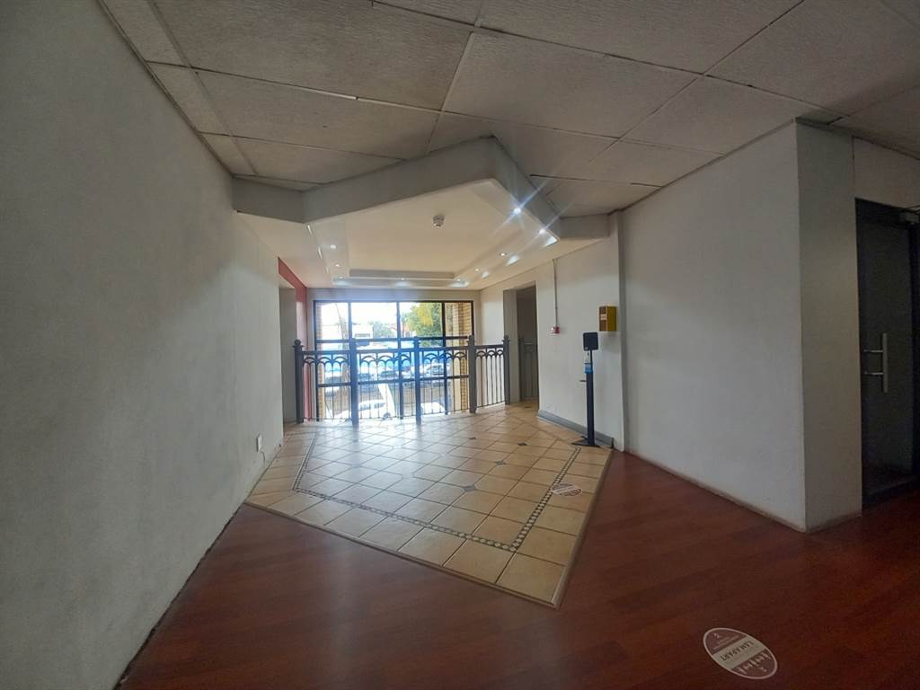 224  m² Office Space in Hatfield photo number 1