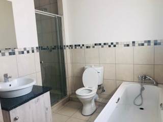 3 Bed Duplex in Waterval East photo number 13